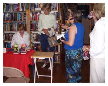 Elaine Veits Signing